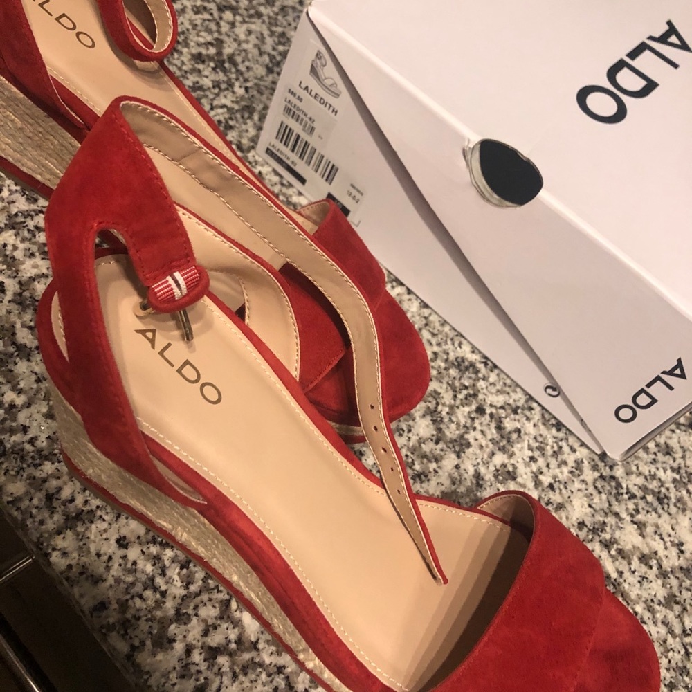 Aldo Red wedge